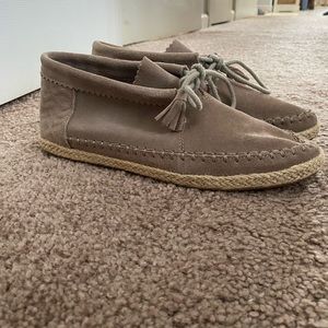 Toms tribal style shoes